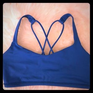 Lululemon Free to Be Bra